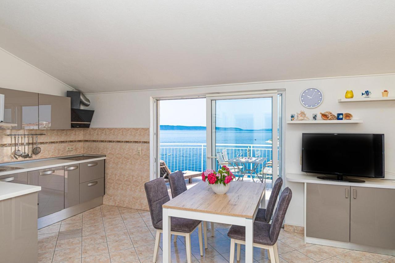 Apartments Villa Nea Leona Trogir Exterior foto